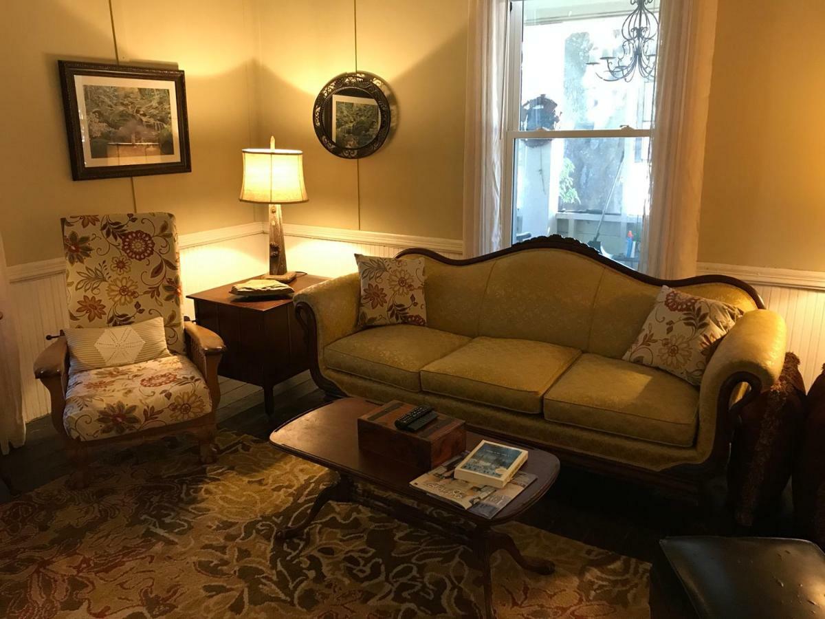 Clover Magnolia House & Gardens B&B المظهر الخارجي الصورة